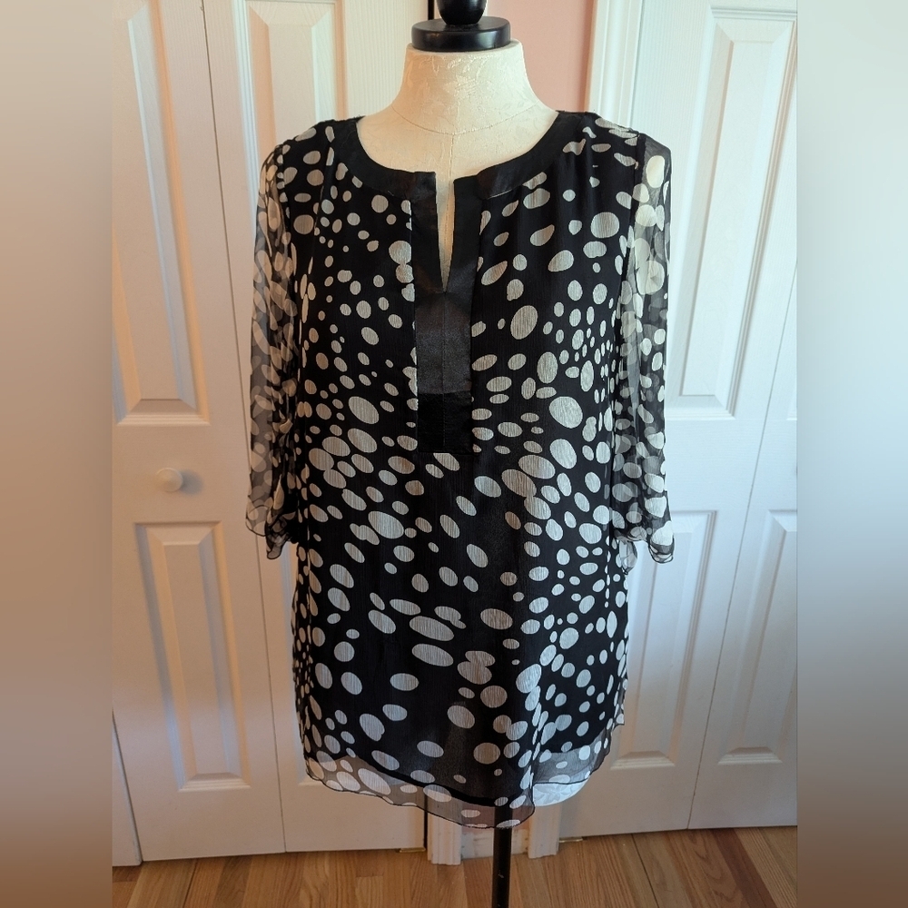 NWOT Sara Isabella Top Size 1X